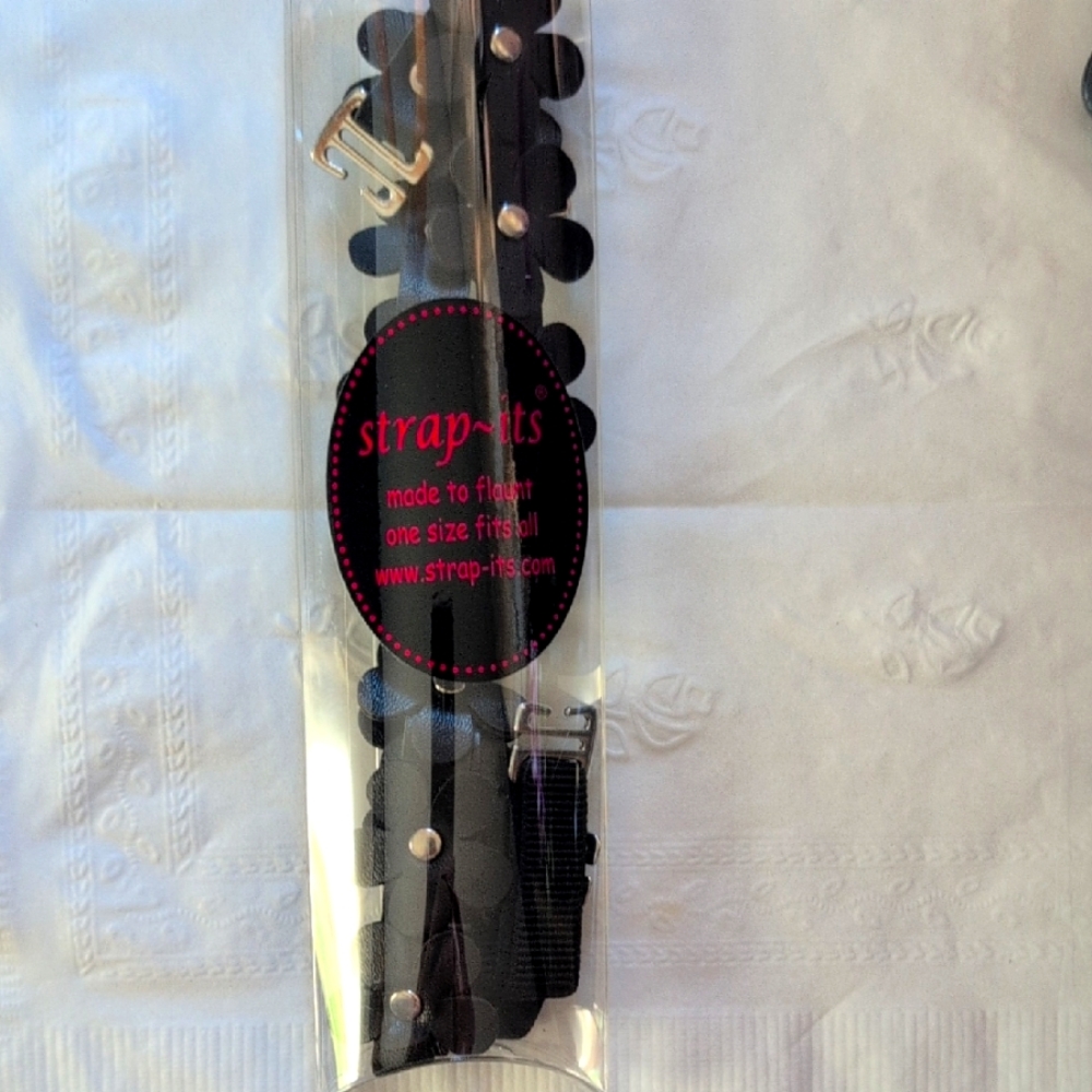 Strap-Its Versatile Black Straps